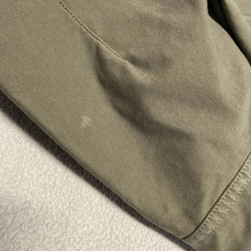 Lululemon Light Utilitech Cargo Pants Womens 30 Army Green Olive High Rise Baggy - Picture 10 of 10